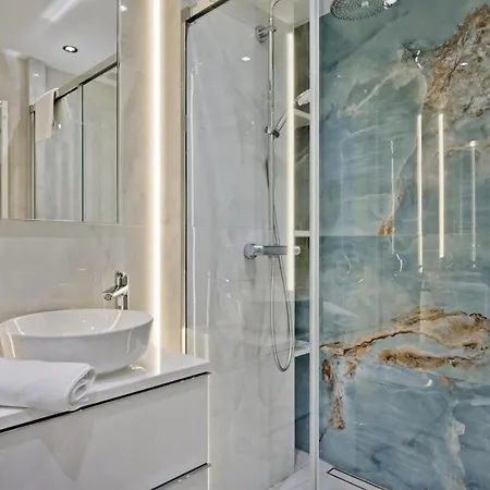 Апартаменты In Heron