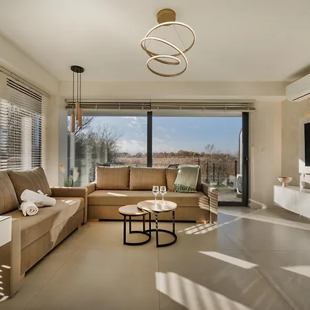 Apartment In Heron