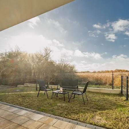 In Heron Ястарня