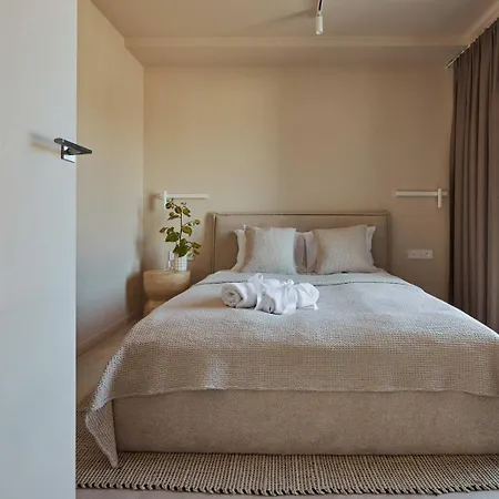 Apartment In Heron