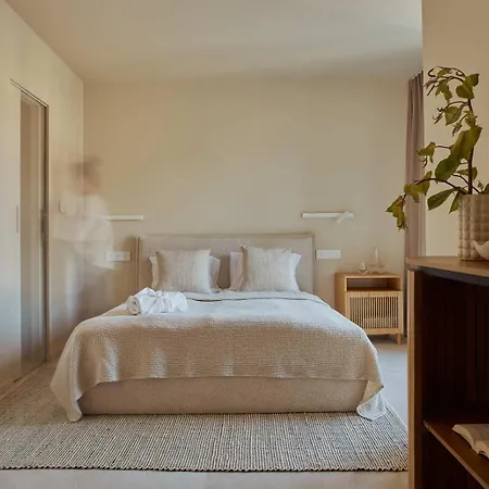 In Heron Apartment